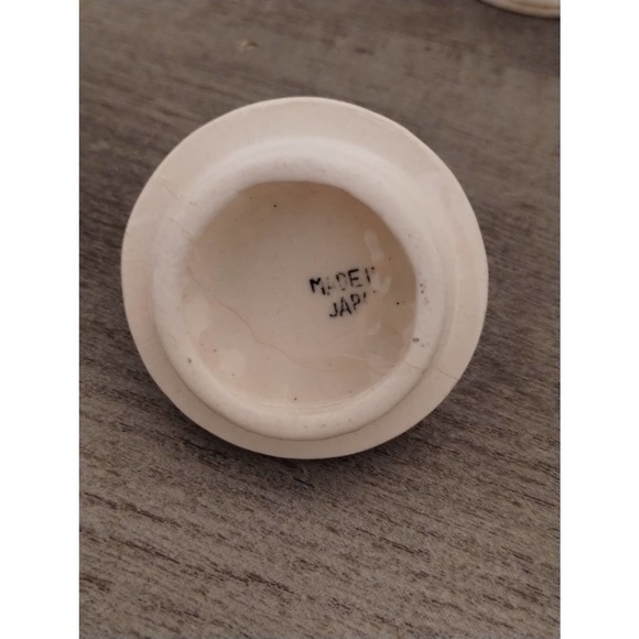 Japanese Basket Weave Porcelain Creamer and Sugar Bowl with Lid - Picture 9 of 12